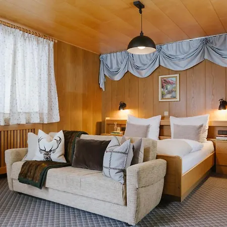 Bed & Breakfast Garni Fany *